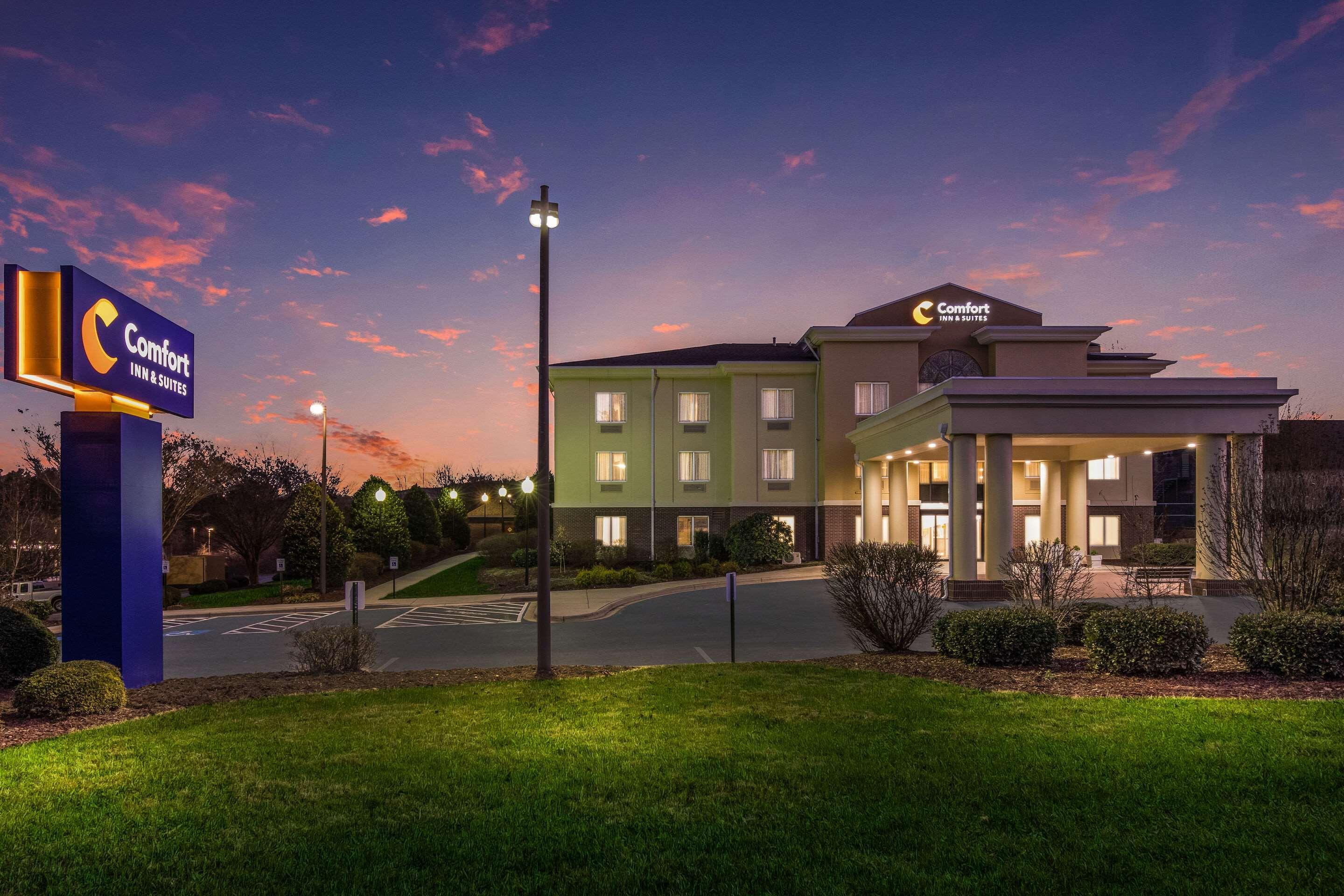 Comfort Inn & Suites Brevard Exterior foto